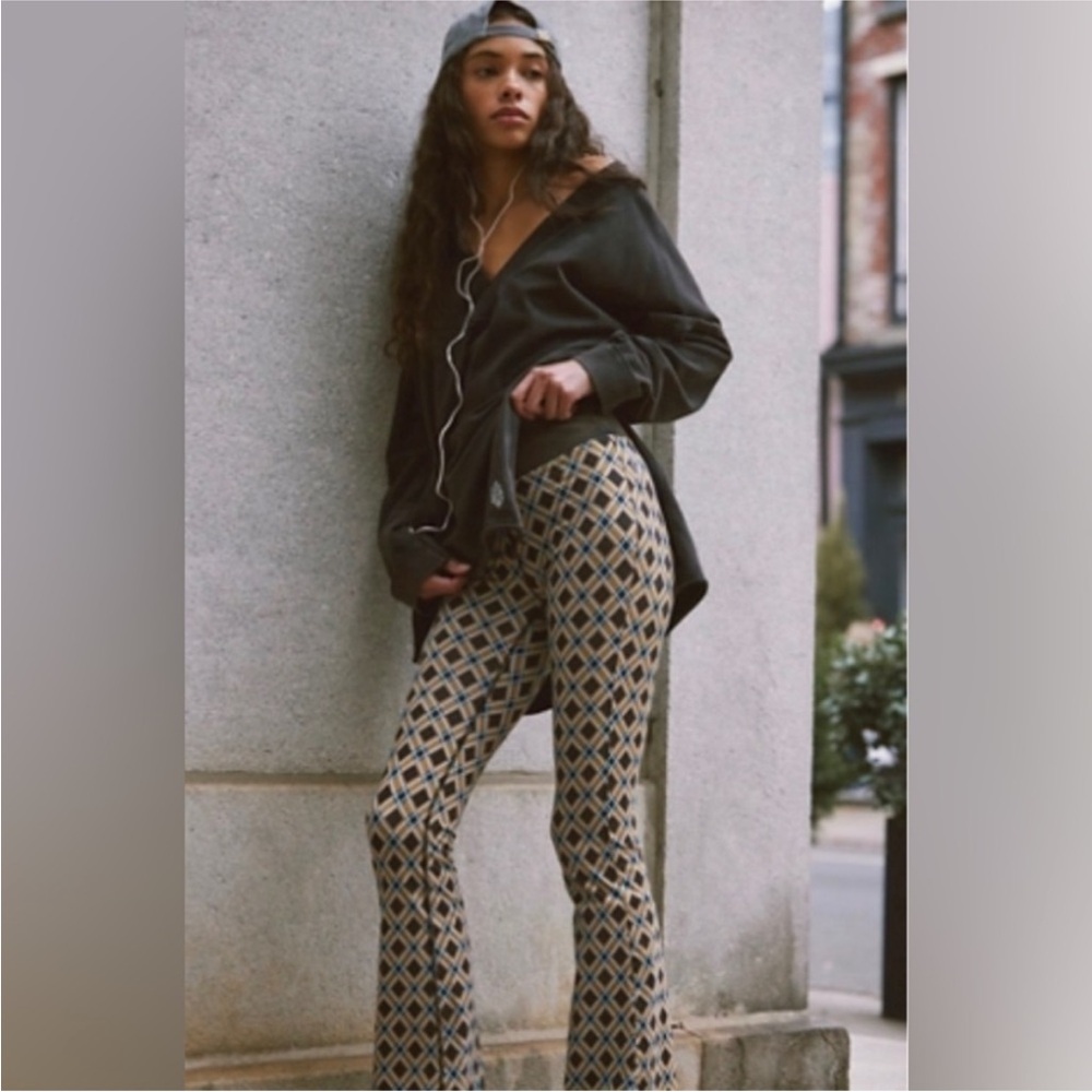 Free People Set - Picture 2 of 3